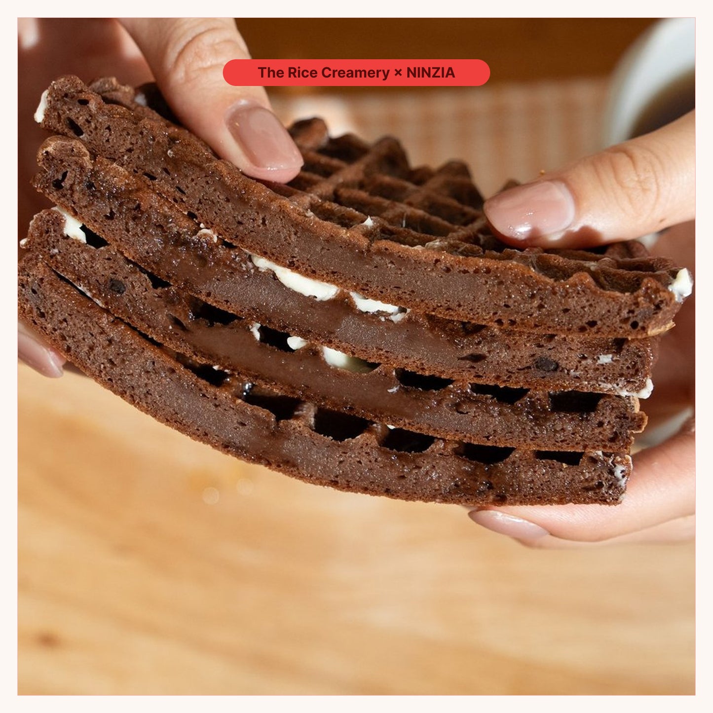 【6月下旬発送・予約商品】ギフト包装込み：The Rice Creamery×NINZIA 「モチリッチ ココアワッフルアイスセット」